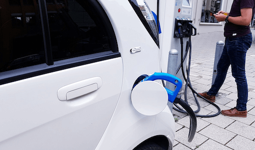 Image représentant une voiture électrique.